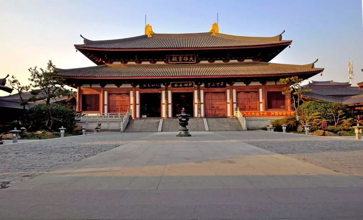 上海著名寺廟排名 上海靜安寺求什麼最靈 上海寺廟一覽表 上海城隍廟